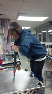 Riviting the belly plate 